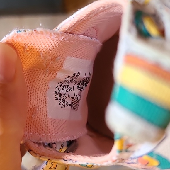 Converse Chuck Taylor Allstar Castle Size 8 Toddler - Picture 4 of 6